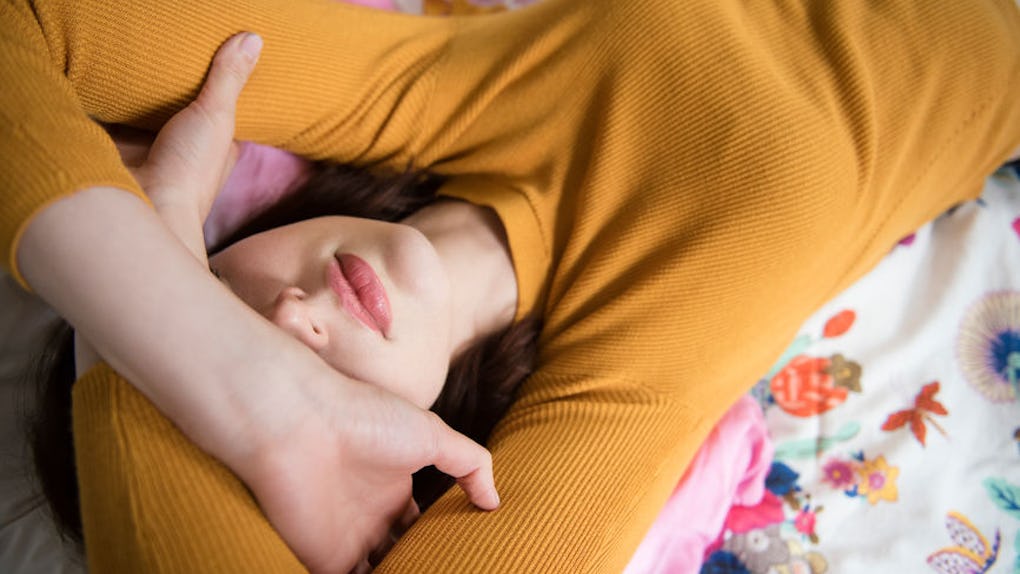 Does Endometriosis Make You Tired? It Does, But Science Says This Symptom Is Often Overlooked Does Endometriosis Make You Tired? It Does, But Science Says This Symptom Is Often Overlooked