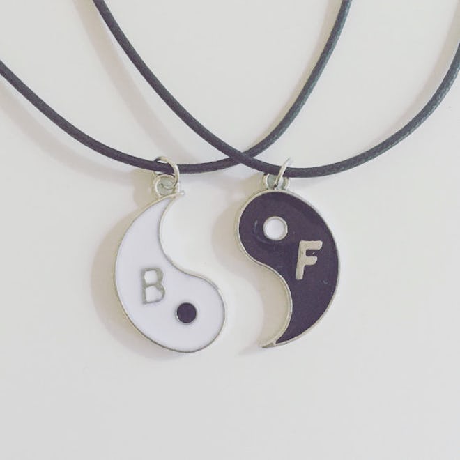 La La Luna Shop Yin & Yang Best Friends Necklaces