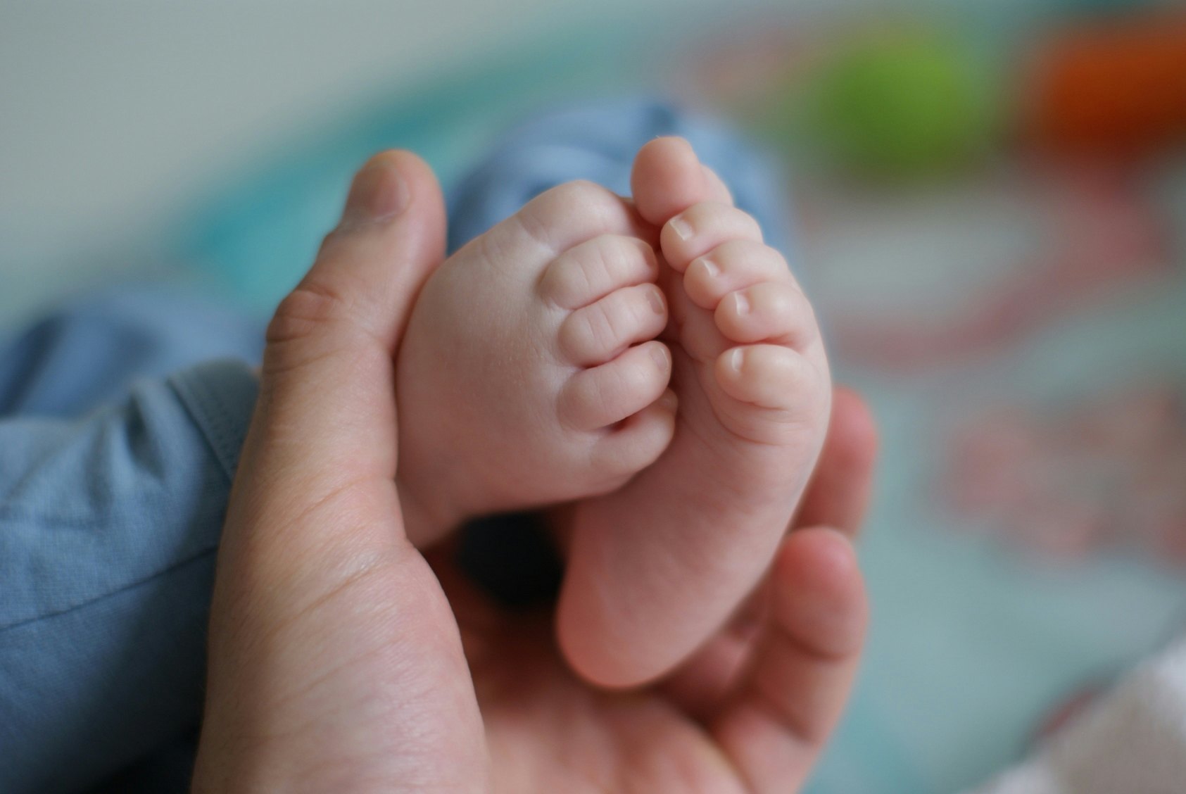 Why Do Babies' Feet Peel? Here's How To 