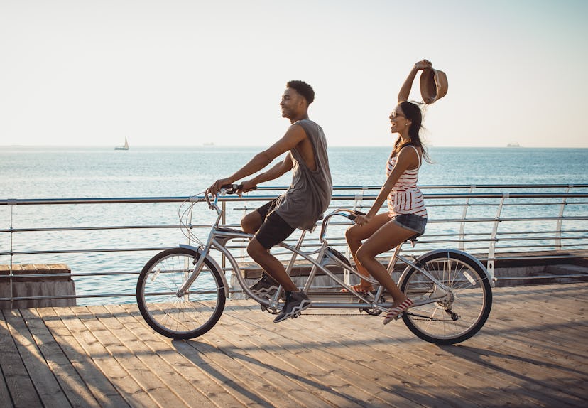 9 Summer First Date Ideas To Actually Get To Know Someone