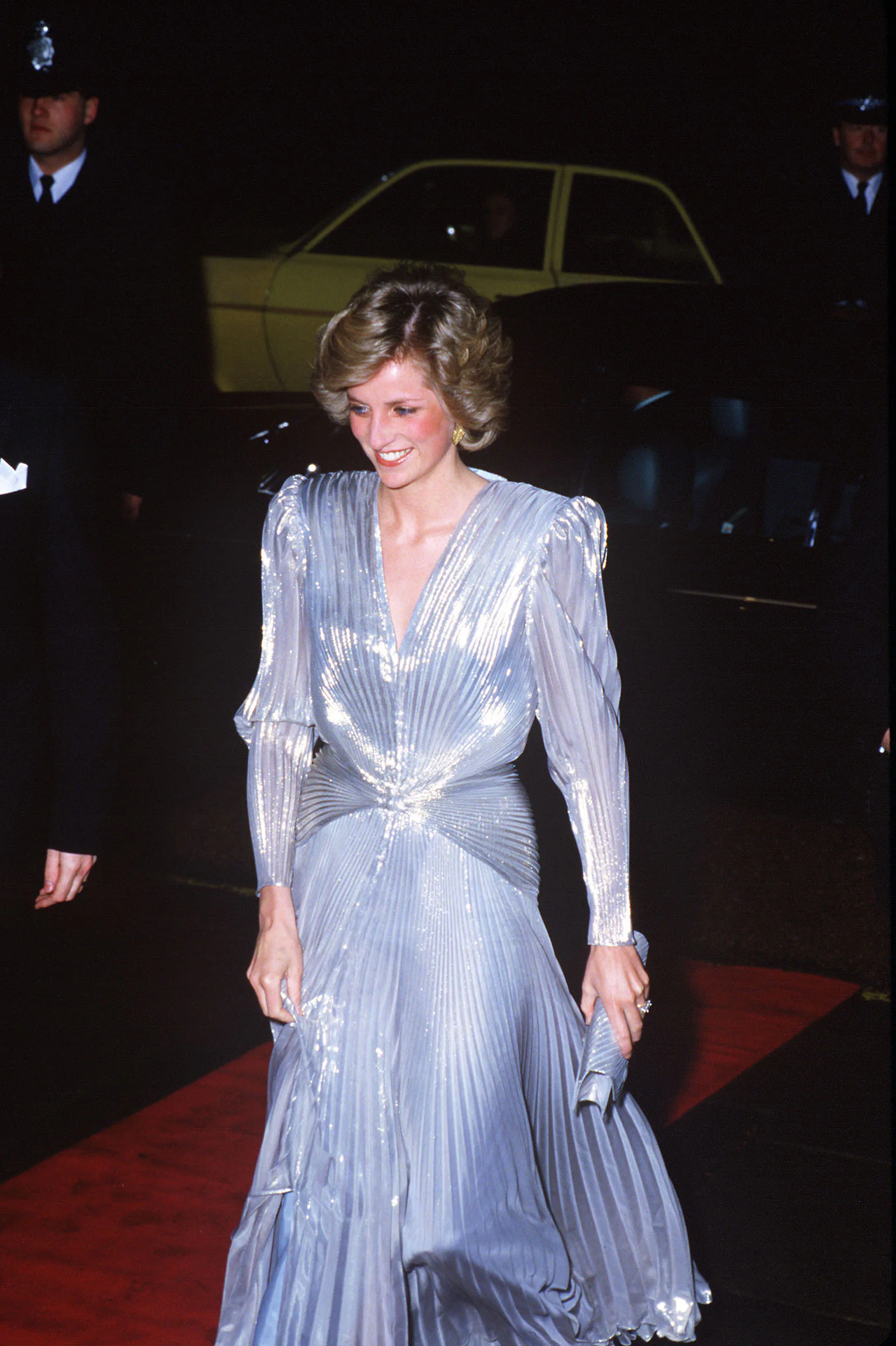Remembering Princess Diana: Her 8 Best Gowns To Celebrate the Beauty's 53rd  Birthday