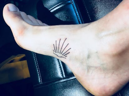 7 Small Shell Tattoo Ideas So Your Love For The Beach Never Fades 7 Small Shell Tattoo Ideas So Your Love For The Beach Never Fades