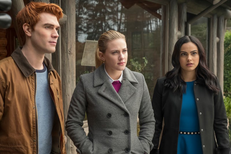 Riverdale Season 3 Photos From Set Tease A New Chapter For The Coopers And More — Photos