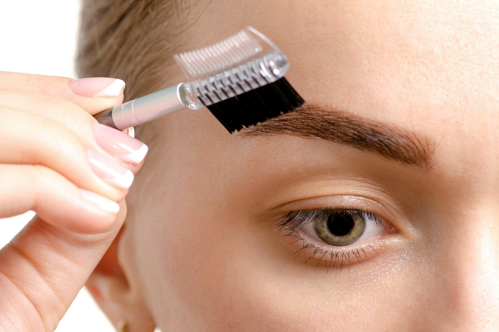 The 4 Best Eyebrow Brushes