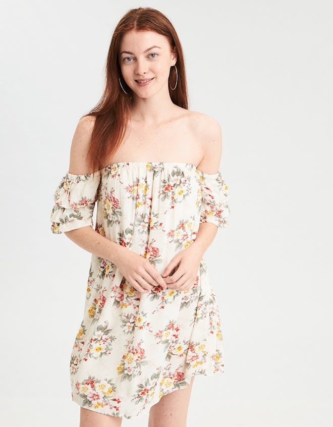 AE OFF-THE-SHOULDER PUFF SLEEVE SHIFT DRESS 