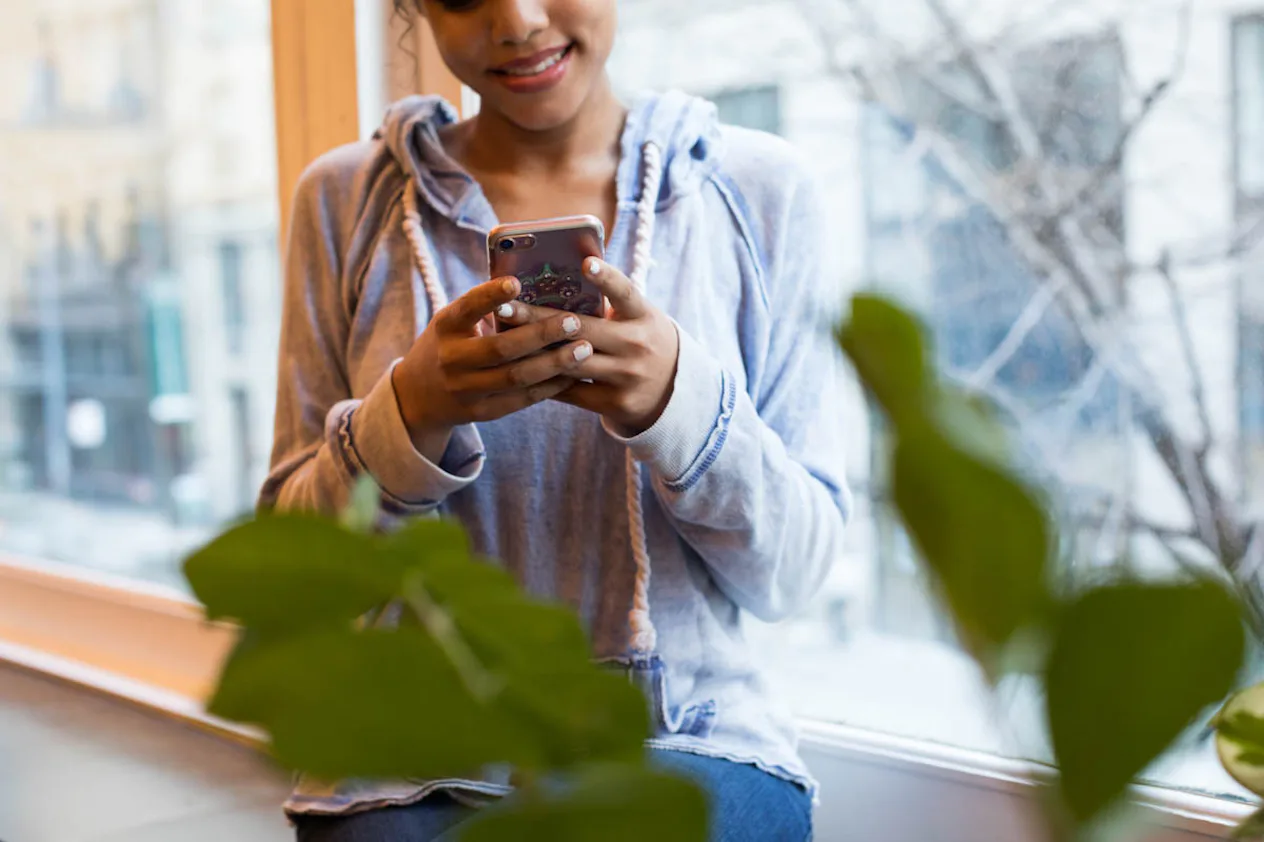 How Often Should You Talk To Your Long-Distance Partner? 5 Questions To ...