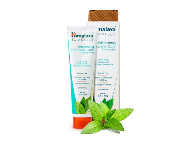 Himalaya Herbal Healthcare Whitening Toothpaste