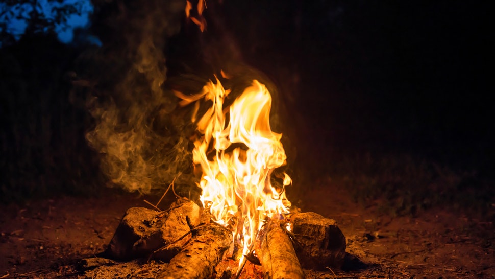 10 Spooky Campfire Stories To Tell Your Friends In The Dark