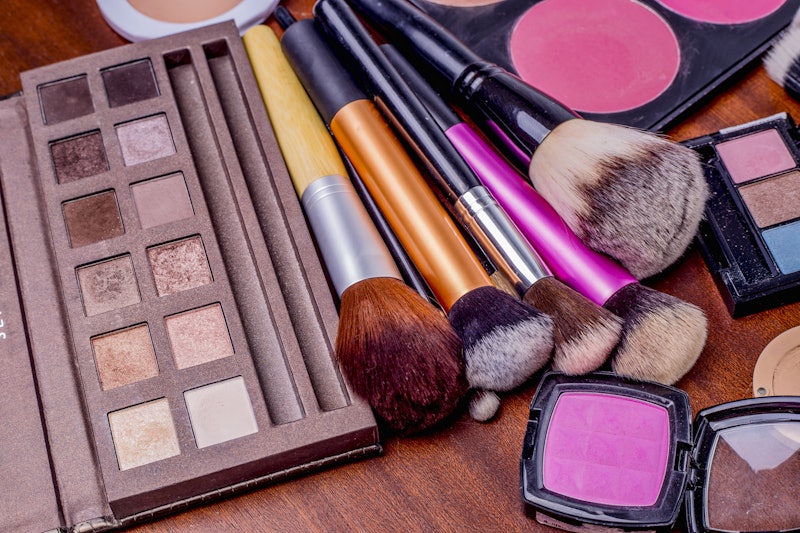 How To Make Makeup Last Longer Than Its Usual Shelf Life, So You Don't ...