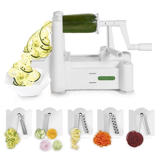Spiralizer with multiple blades