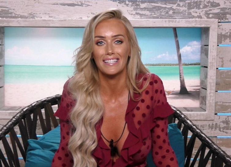 Love Island S Laura Was Trolled On Twitter After Finishing In