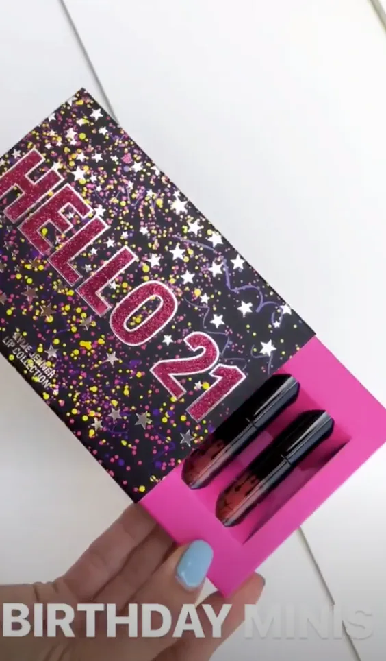 口紅 Kylie HELLO 21 Lip Set How Much Is Kylie Cosmetics' 21st Birthday Collection? Here's What