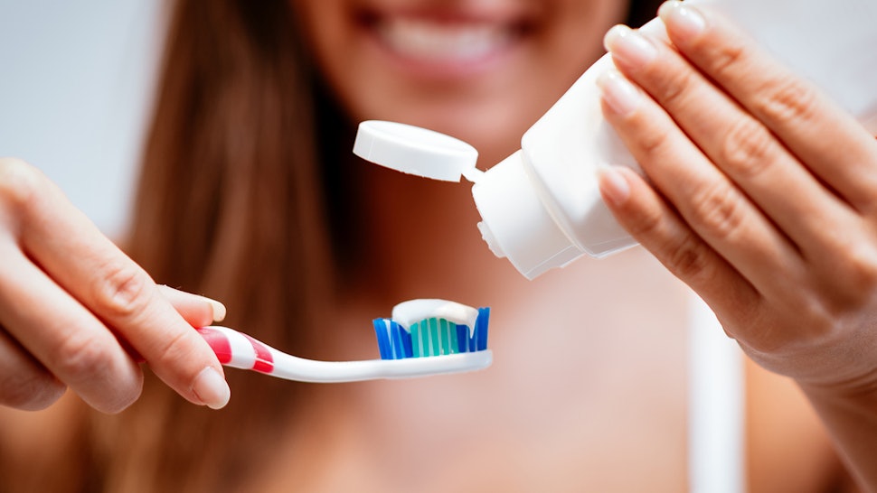 what is the best antibacterial toothpaste