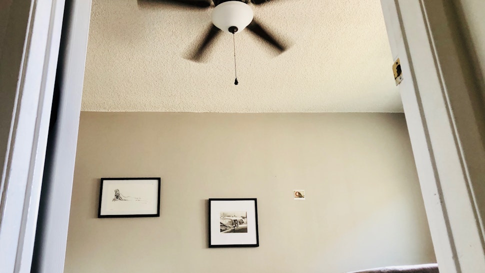 Is Sleeping With A Fan On Bad For Asthma Here S What To Know