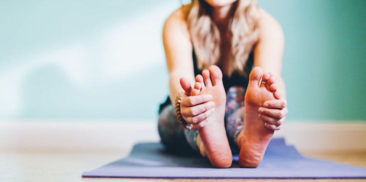 Can You Do Yoga Barefoot Heres Why An Expert Says You May Want To Be 