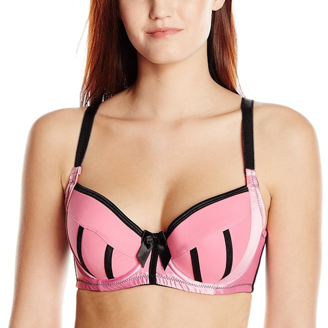 This padded push-up bra offers support, security, and cleavage for larger cup sizes and smaller band...