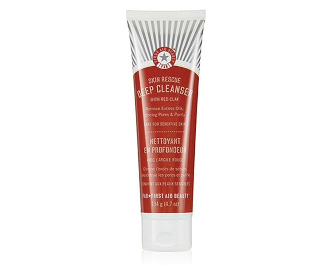 First Aid Beauty Skin Rescue Deep Cleanser With Red Clay