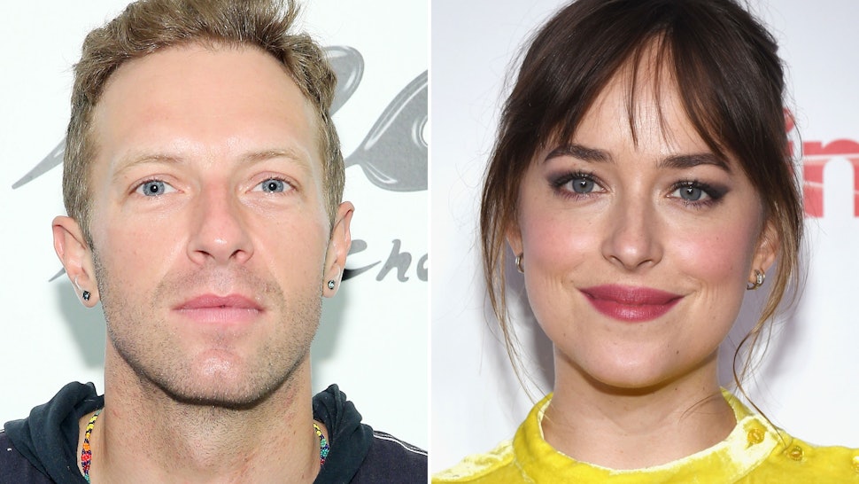 How Did Chris Martin & Dakota Johnson Meet? The Couple Are Super Low(02)