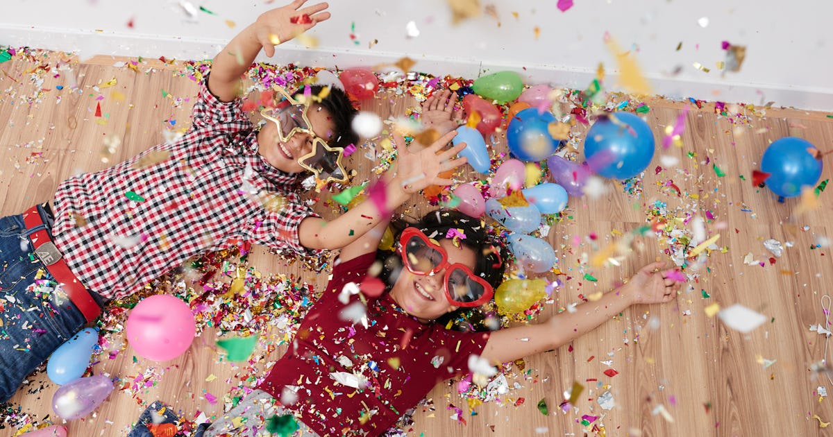 10 Twin Quotes For National Twin Day To Help You Celebrate In Double Time National Twins Day 2022