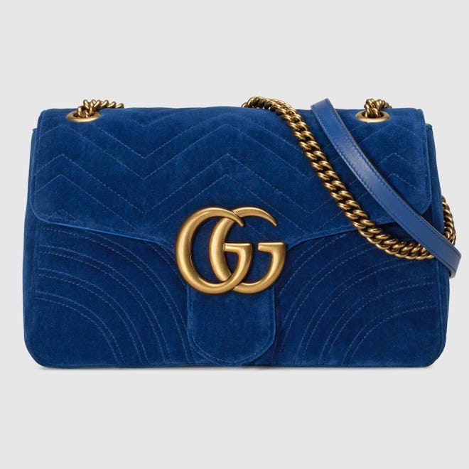 GG Marmont Medium Velvet Shoulder Bag