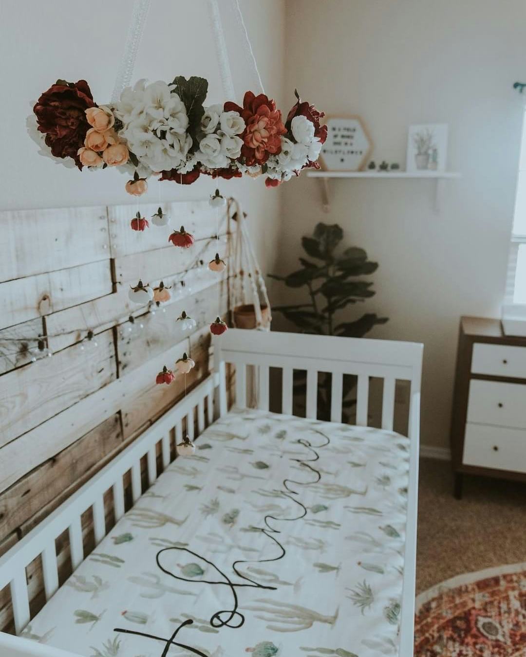 25 Flower Nursery Ideas To Craft The Floral Baby Room Of Your Dreams