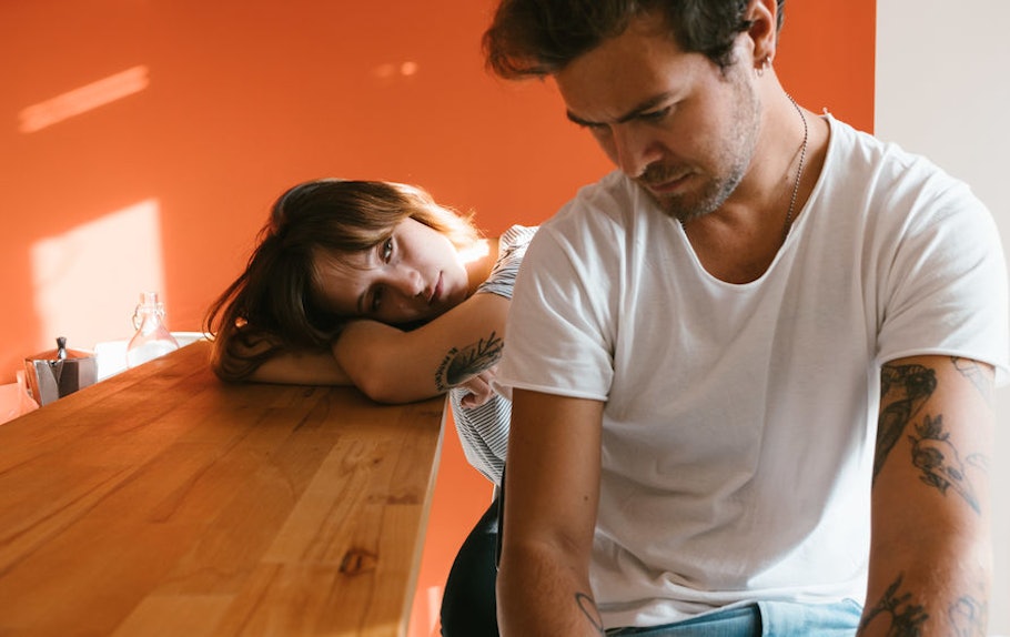 4 Red Flags You Don T Feel Emotionally Safe With Your Partner