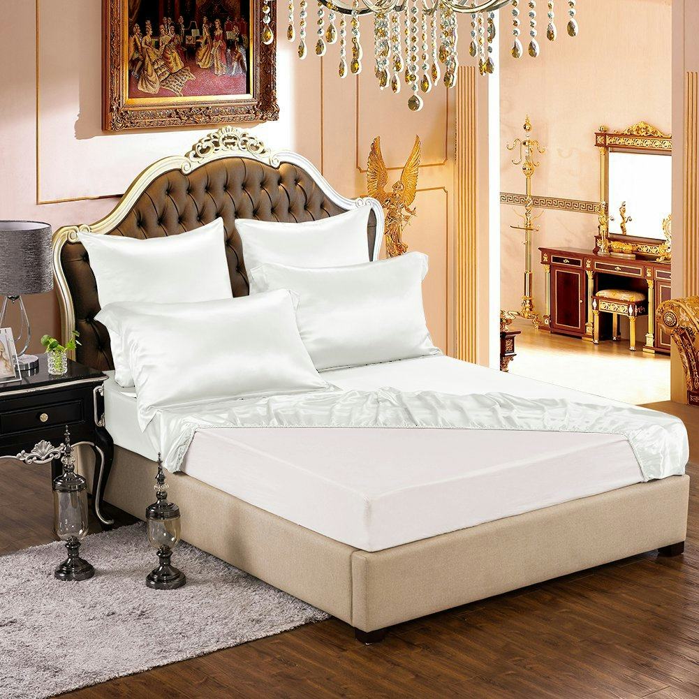 The 10 Best Silk Sheets