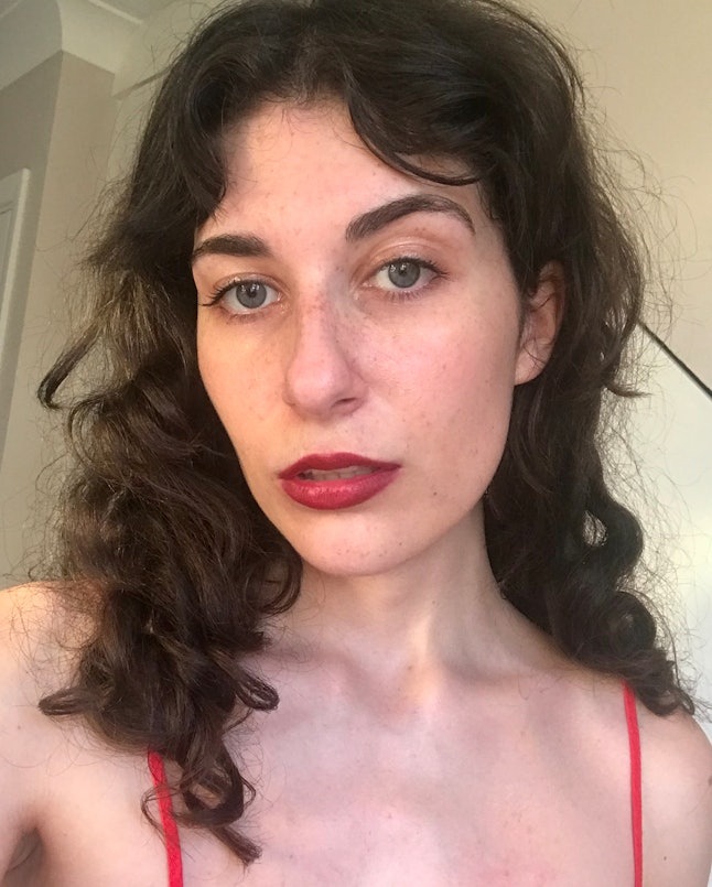 Does Brushing Your Hair 100 Times Really Work? I Tried It ...