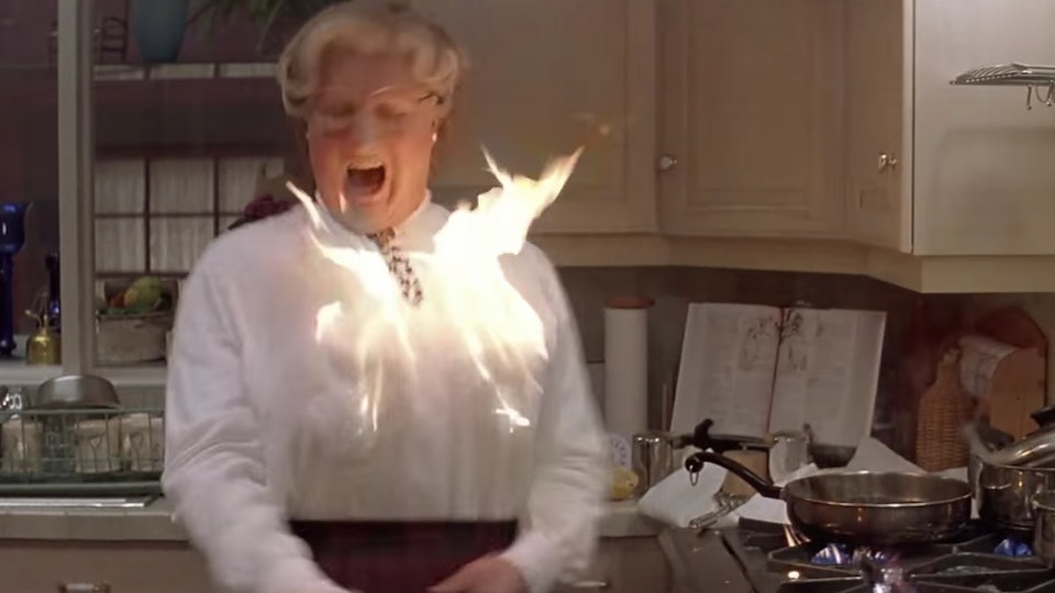 These Pregnancy Heartburn Memes Are Painfully Real