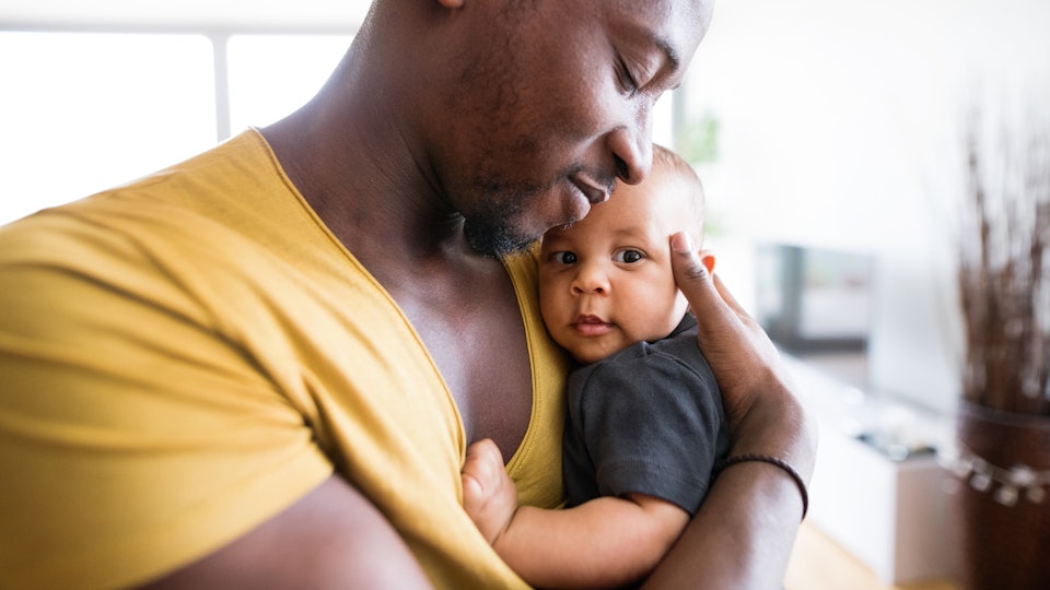 This Video Of A Dad Comfort Nursing His Baby Has Twitter Seriously