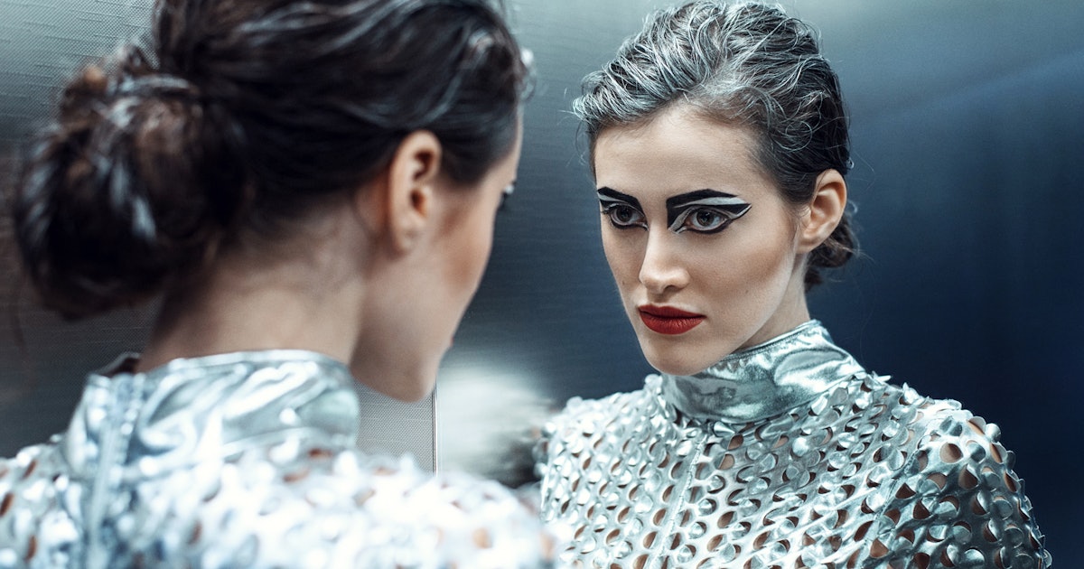 30 Captions For Alien Costume That Are Out Of This World