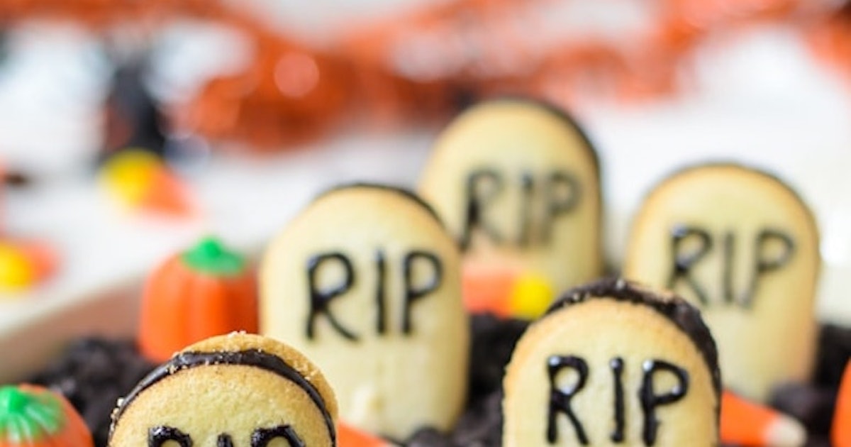 15 Halloween Desserts Because Your Kids Won T Share Their Candy