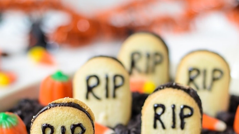 15 Halloween Desserts Because Your Kids Won T Share Their Candy