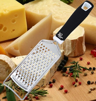 KitchenBasix Cheese Grater & Shredder