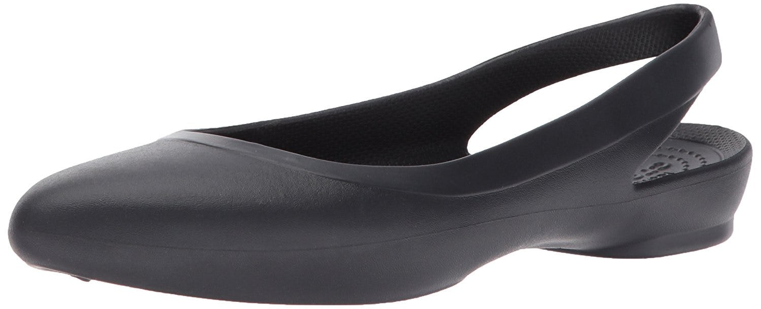 16 Stylish Waterproof Shoes For Wearing YearRound