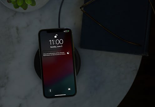 Unlocked iPhone showing 11 o'clock with the new do not disturb function being on