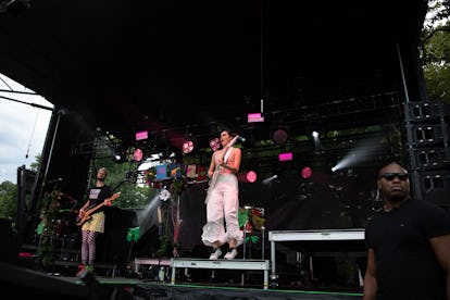 Nude sofi tukker Rule Breakers