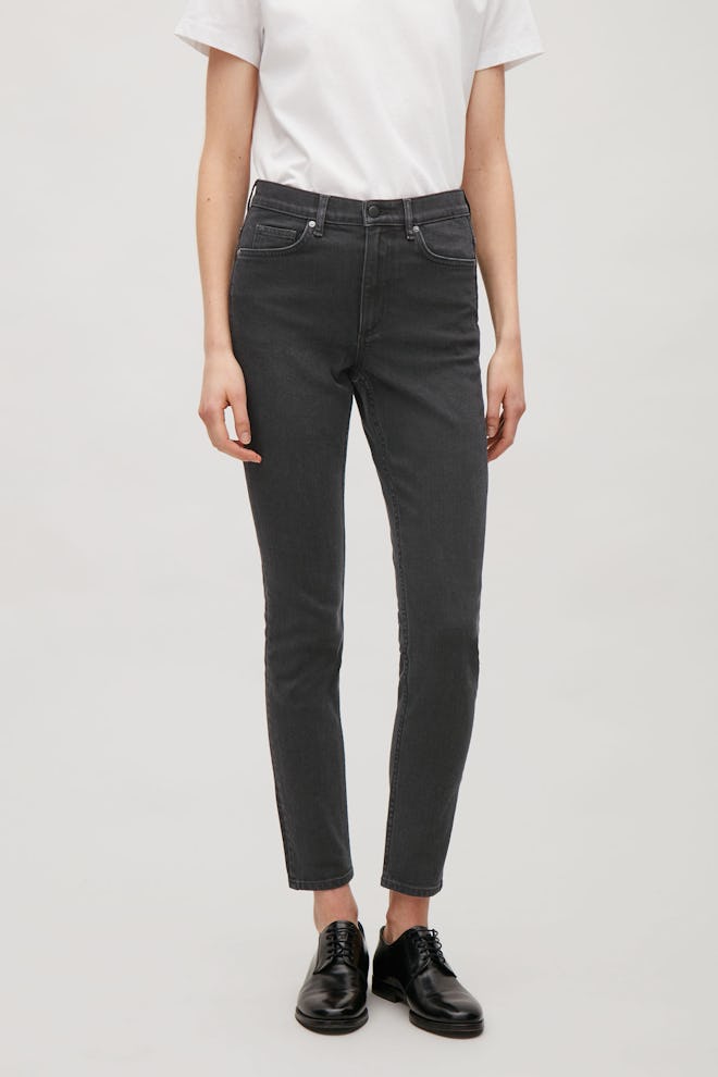 Cropped Skinny-Fit Jeans 