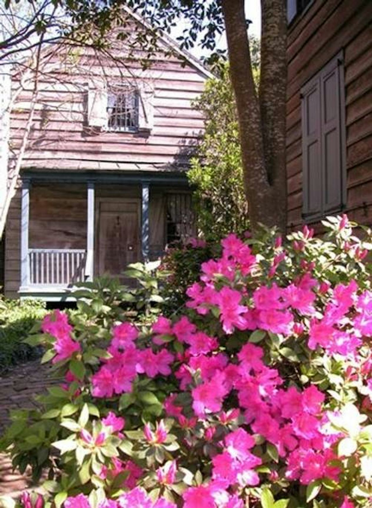 13 Haunted Airbnb Spots You Can Book Right Now