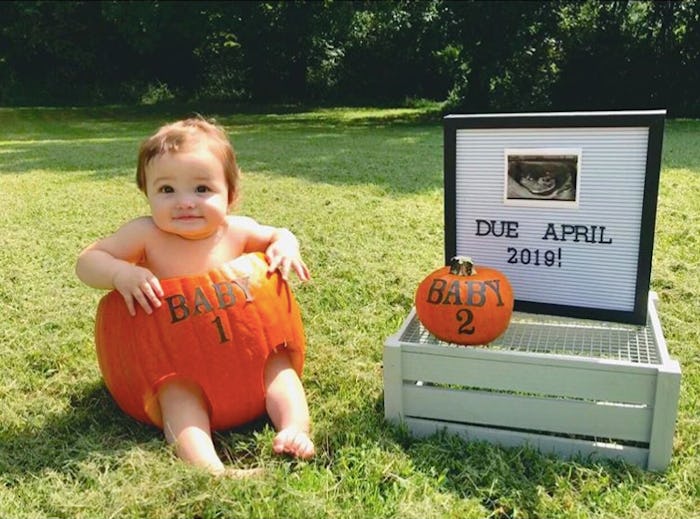 baby in a pumpkin, pregnancy announcement