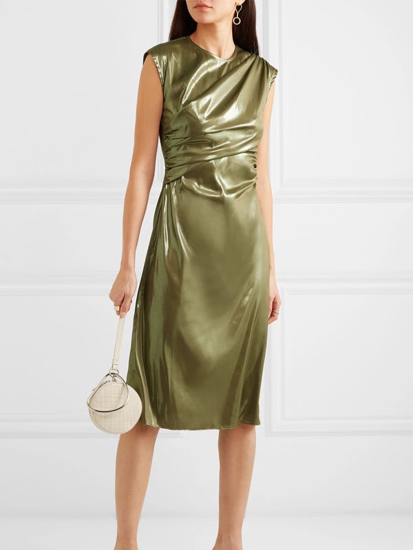 4 Meghan Markle-Inspired Wardrobe Essentials All Women Need