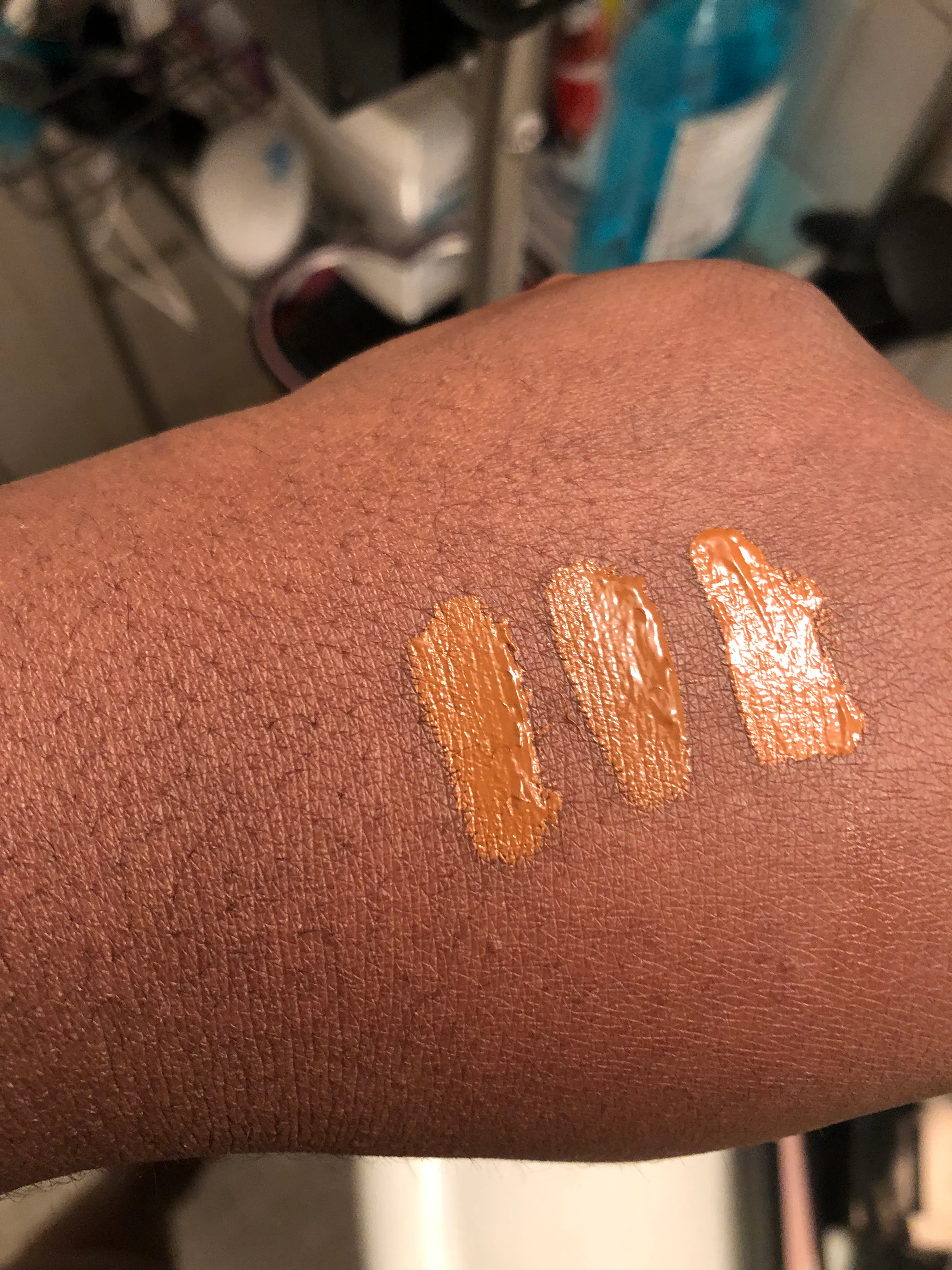 Fenty Beauty Pro Filt R Instant Retouch Concealer Review Why It S My New Favorite Winter Product