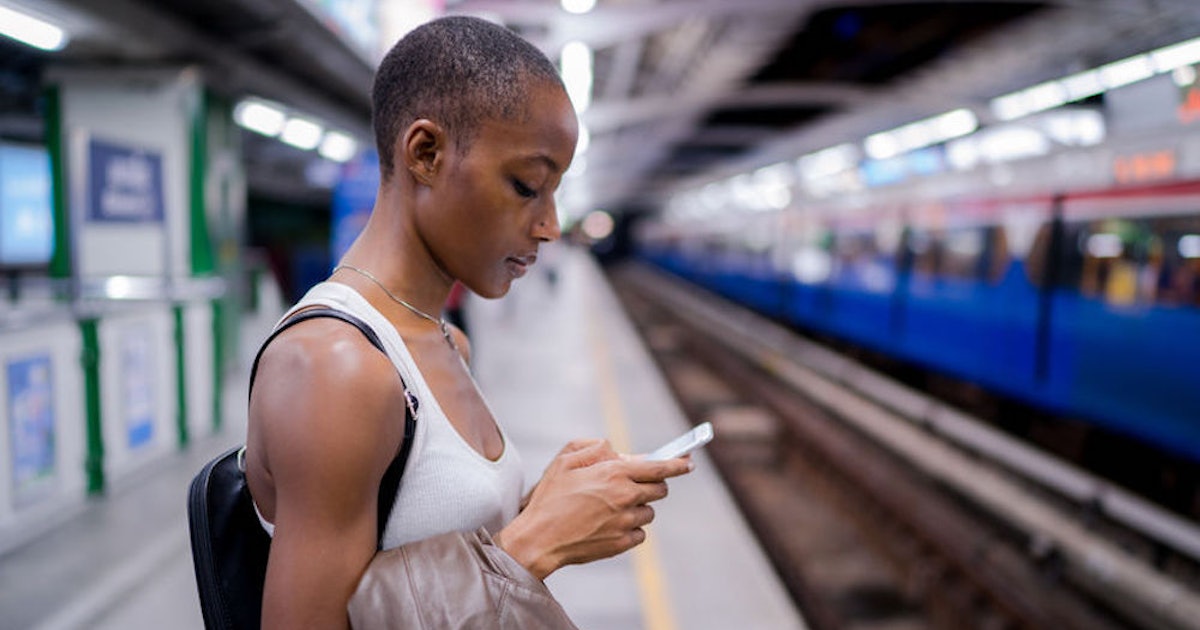 5 Romantic Texts To Send Your Partner After A Fight So They Ll