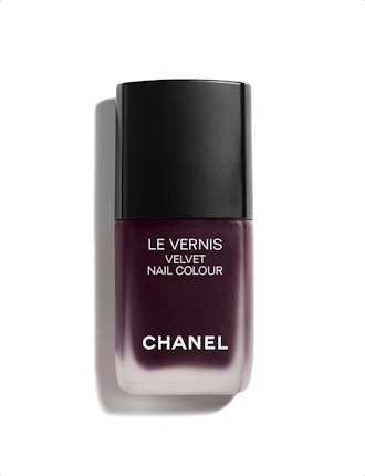 Le Vernis Velvet Nail Color in Profondeur