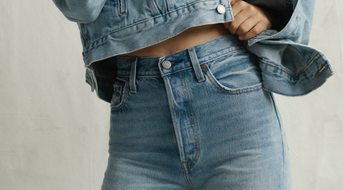 The Levi's Ribcage Jeans Have The Highest Rise Yet — & They're About To Be  Everywhere