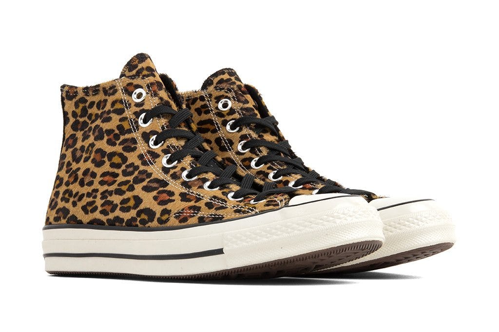 converse black egret leopard