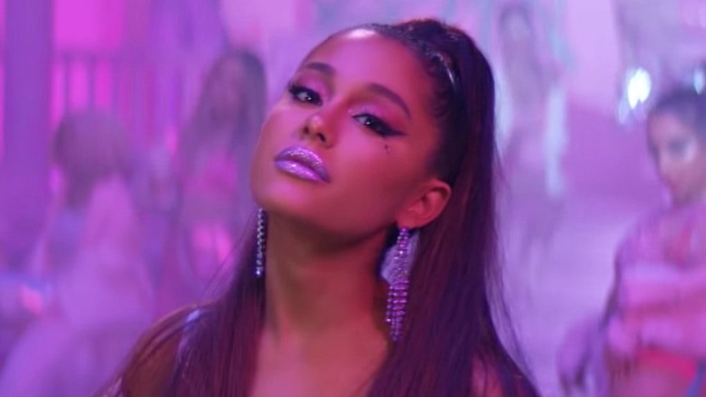 18 7 Rings Instagram Captions Thatll Make Your Group Pic