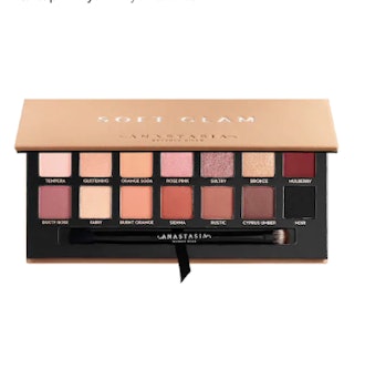 Soft Glam Eyeshadow Palette