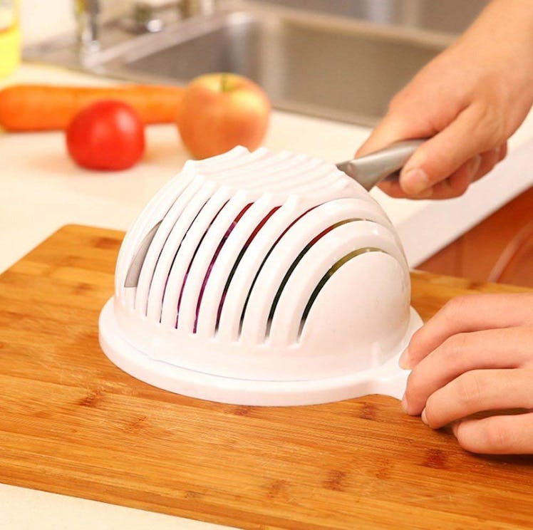 EZ Salad Cutting Bowl