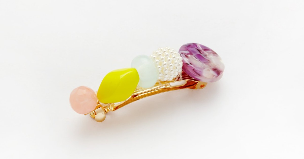 7 Cute Hair Clip Brands To Cure A Bad Hair Day